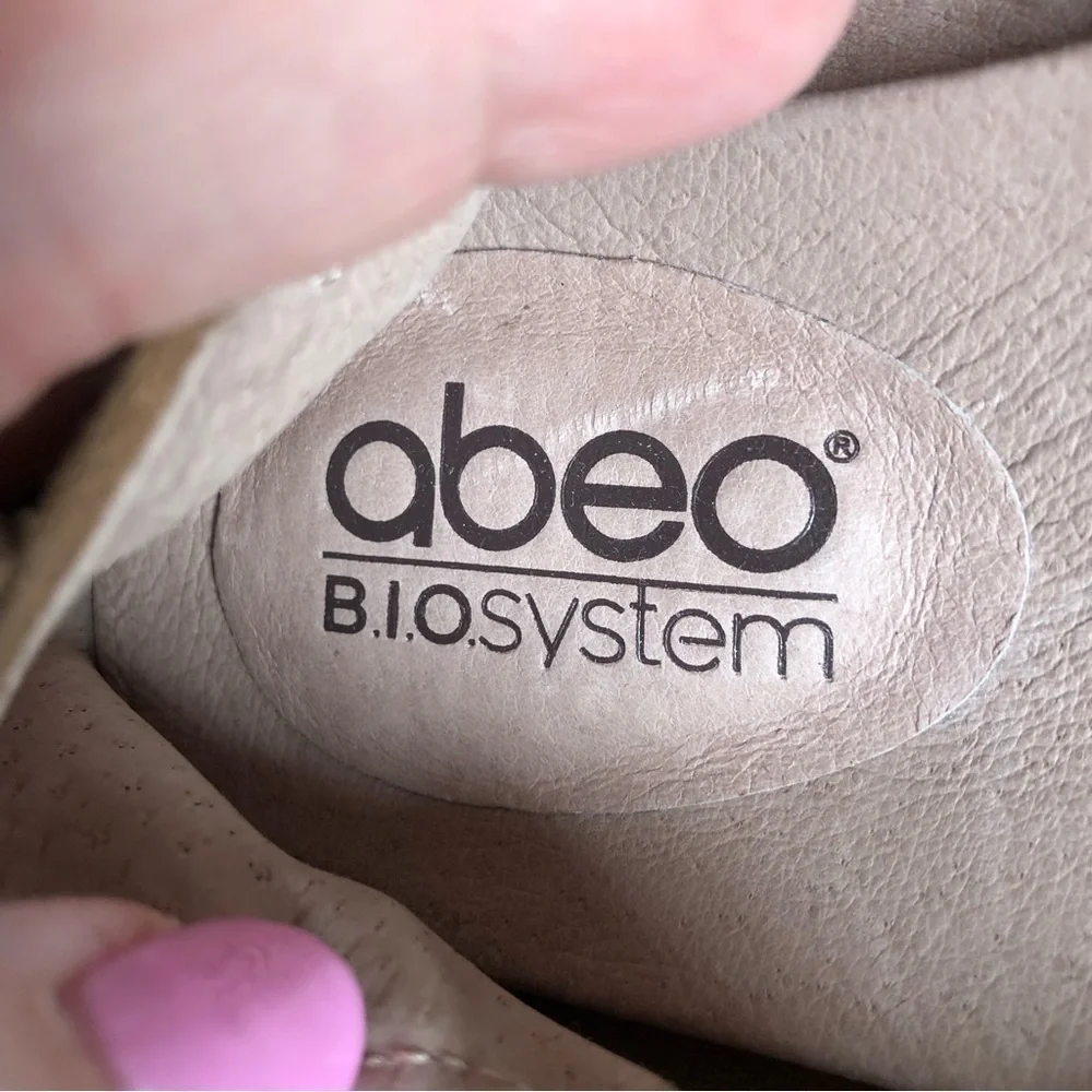 Abeo B.I.O. System Jean Leather Tan Suede Loafer 9.5N